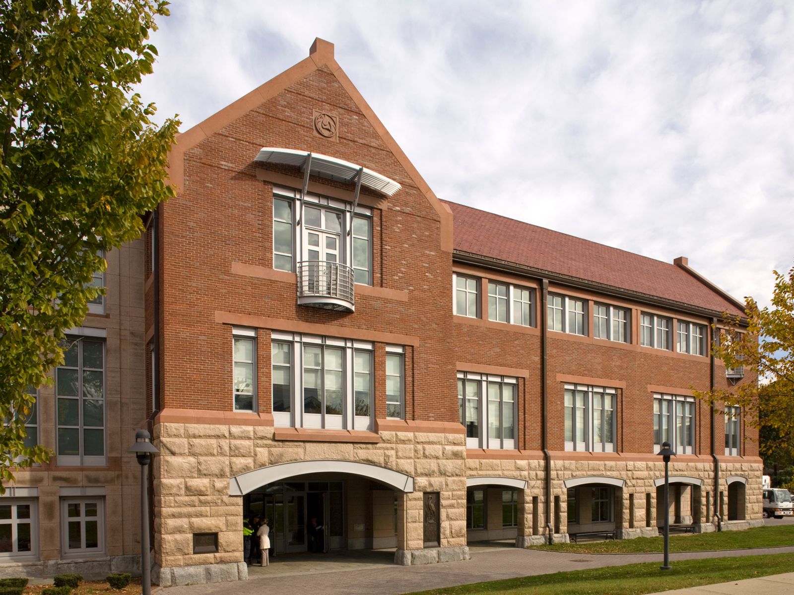 W.T. Rich Thomas Crane Public Library